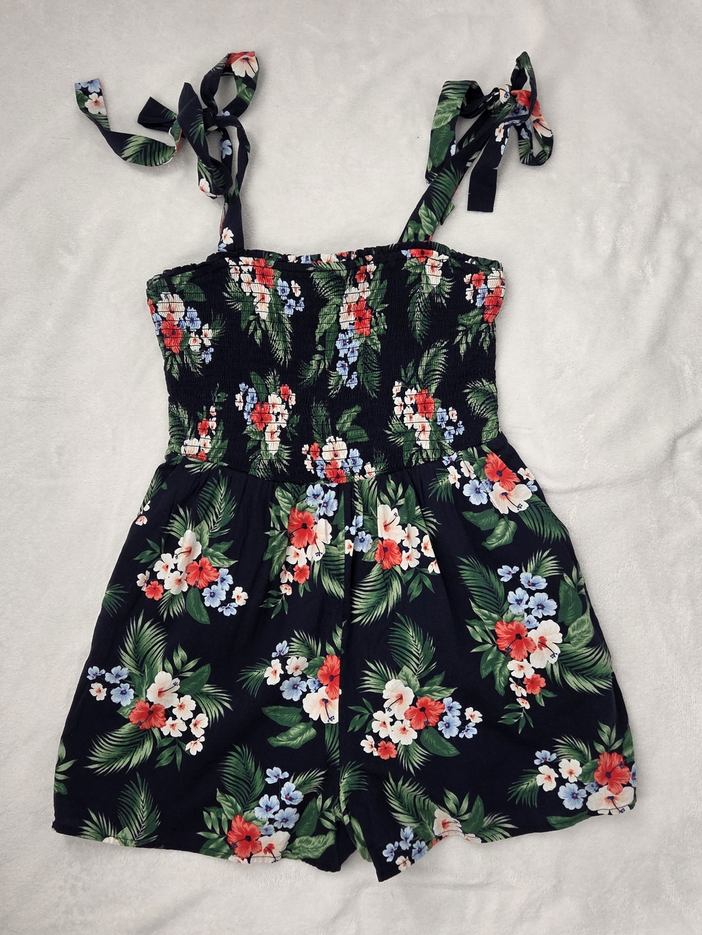 Hawaiian Floral Tie Strap Smocked Beach Romper S Tropical Resortwear Coastal